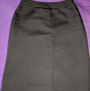 Beautiful black skirt!